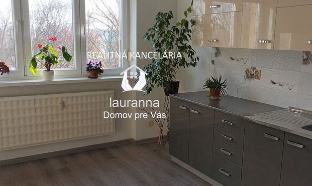 1 izbový byt v najlukratívnejšej oblasti Dunajskej Stredy - Photo 1