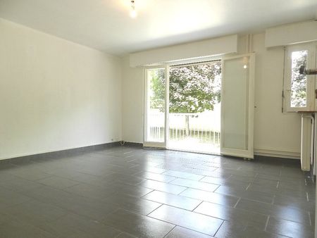 Location Appartement 1 pièce 32m² - Photo 2