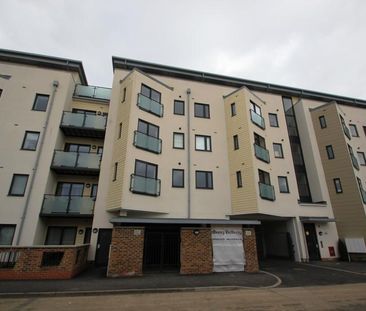 Victory Park Road, Addlestone, Surrey, KT15 - Photo 4