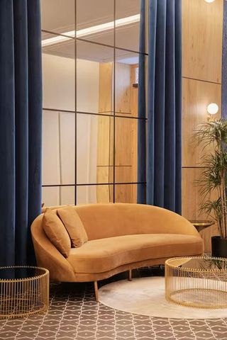 Calle de Galileo, Madrid, Community of Madrid 28015 - Foto 2