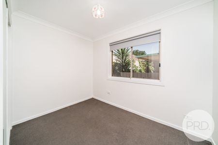 2 Kimba Drive, Glenfield Park NSW 2650 - Photo 3