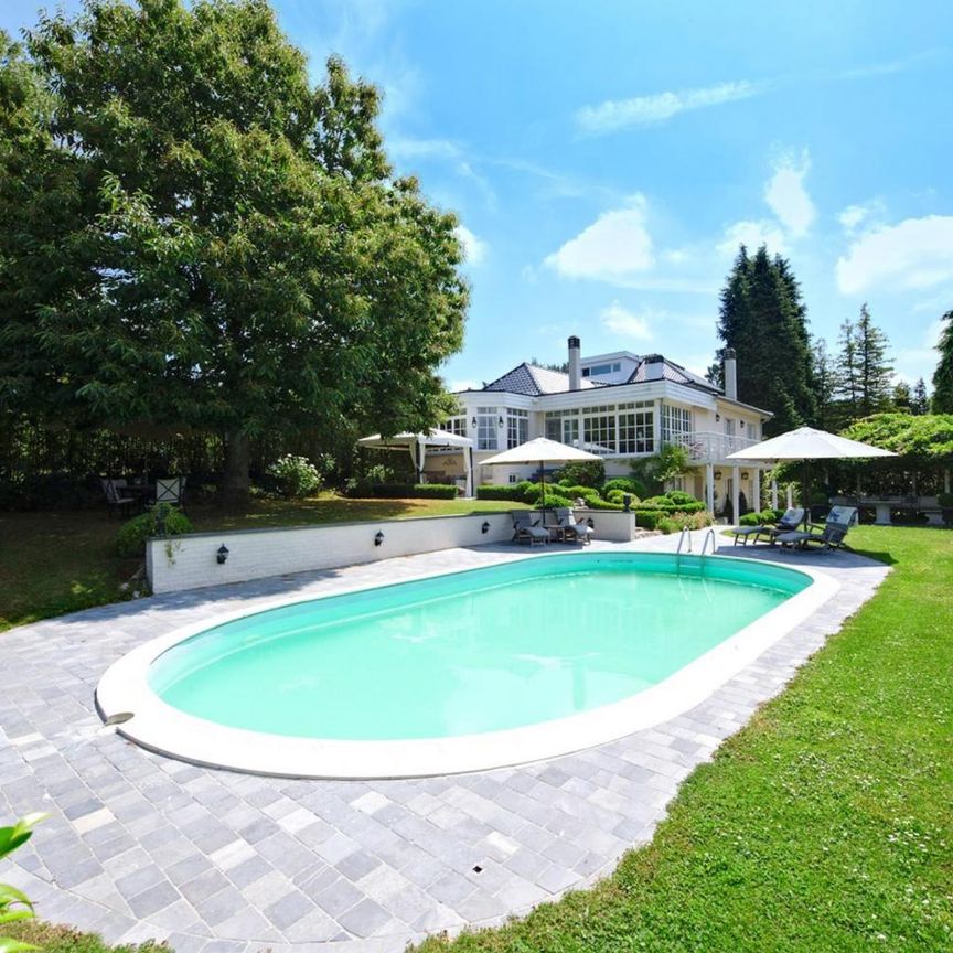 Waterloo : Ravissante maison 4ch - 3sdb et piscine - Foto 1