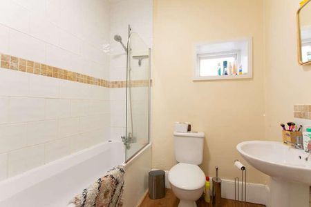 Lansdown Place, Cheltenham, GL50 - Photo 4