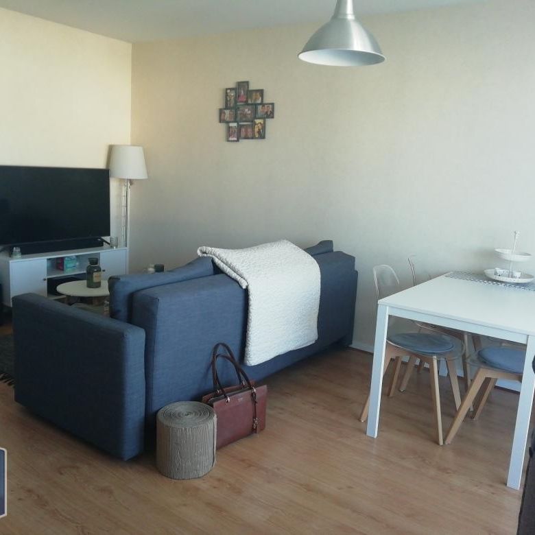 Location Appartement 2 pièces 43m² TOURS 37100 - Photo 2