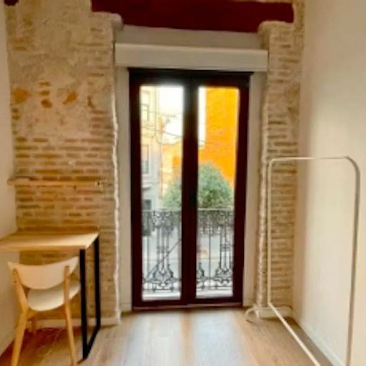 Calle de Ruzafa, Valencia, Valencian Community 46006 - Photo 1