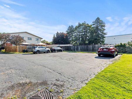 For Lease - 108 Scott Street Unit# 3, St. Catharines, Ontario - Photo 5