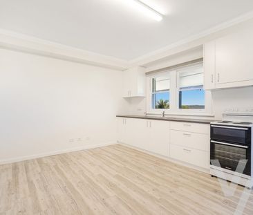 2/30 Ellerslie Road, Adamstown Heights, NSW 2289 - Photo 4