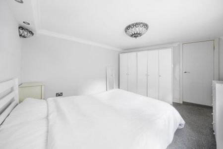 1 Bed Maisonette, Orlop Street, SE10 - Photo 5