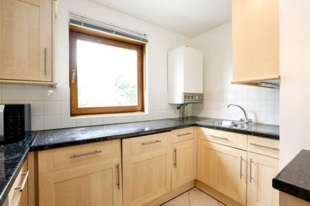 1 bedroom flat to rent - Photo 4