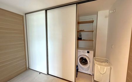 Appartement à louer 3 pièces • Marseille 8 - Photo 2