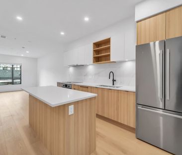 8899 Spires Road town house — Richmond, BC (3-Bedroom) - 3 Bedroom - Photo 3