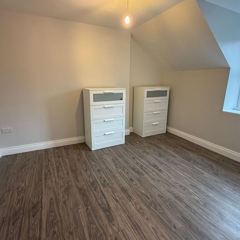 18 Northland Row, Dungannon, BT71 6AP - Photo 1