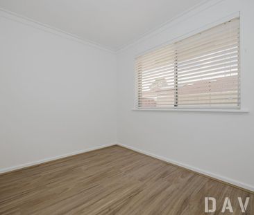 Renovated 2 Bedroom Villa - Photo 6