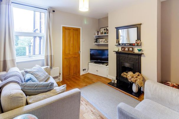 2 bedroom terraced house to rent - Photo 1