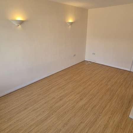 Keswick Close, Birstall, LE4 - Photo 1