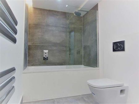 Croham Road, Surrey, CR2 - Photo 2