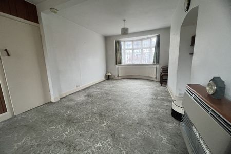 Edith Avenue - Photo 3