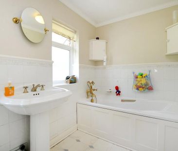 3 bedroom semi-detached house to rent - Photo 6