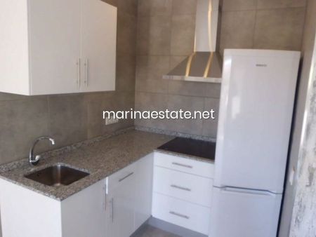 Terraced House in San Fulgencio, La Marina Urbanisation, for rent - Photo 3