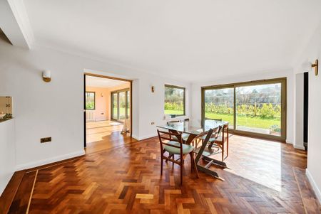 4 bedroom detached house to rent - Photo 5