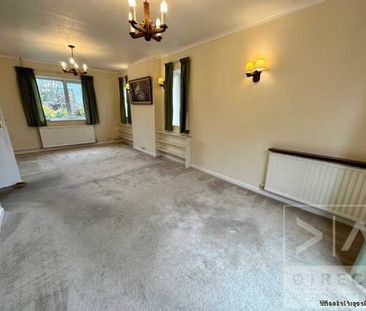 3 bedroom property to rent in Ashtead - Photo 4