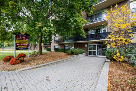 Belmar Apartments — 1 Bedroom available at 2265 Victoria Park Avenue, Scarborough - Photo 4