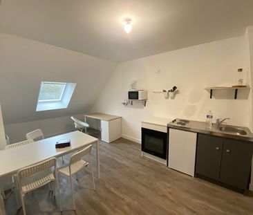 Location Appartement 2 pièces 27m² - Photo 3