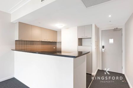 814/222 Russell Street, Melbourne VIC 3000 - Apartment For Rent | Domain - Photo 4