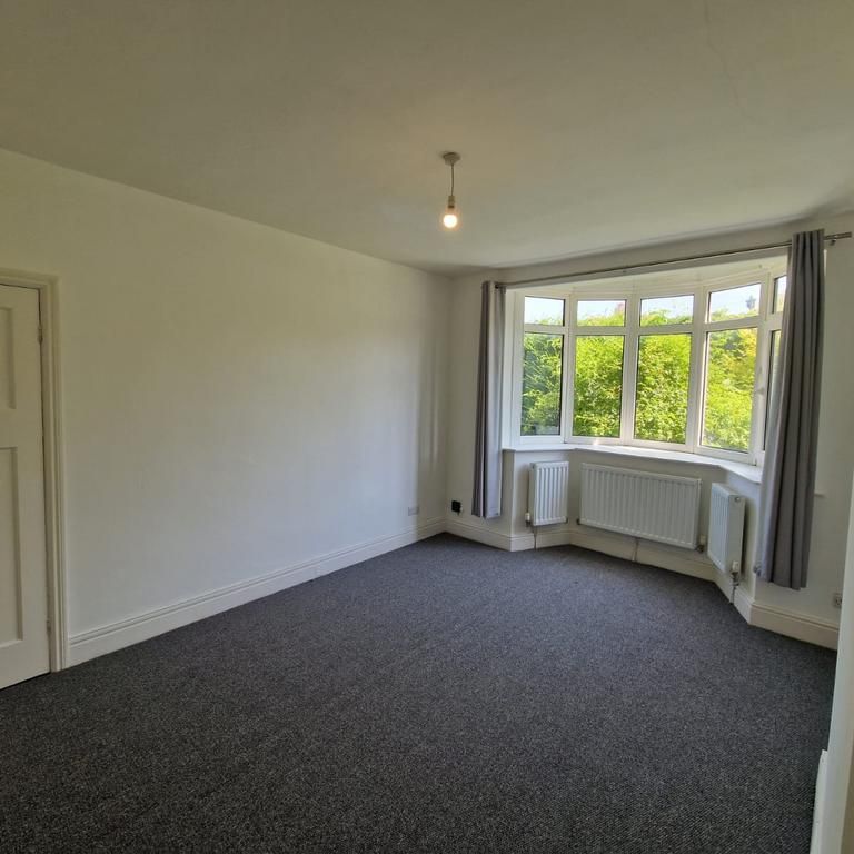 3 bedroom flat to rent - Photo 1