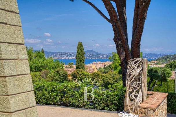 SAINT-TROPEZ - CENTRE VILLAGE - VUE MER - 4 CHAMBRES - PISCINE - Photo 1