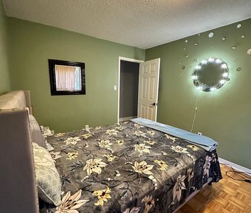 For Lease - 33 Piane Avenue, Brampton, Ontario - Photo 6