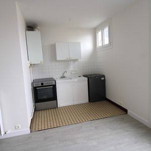 Location Appartement 1 pièce 30m² ST BRIEUC 22000 - Photo 2