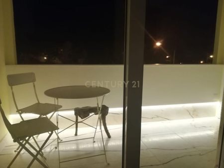 Cascais e Estoril, Lisbon - Photo 2