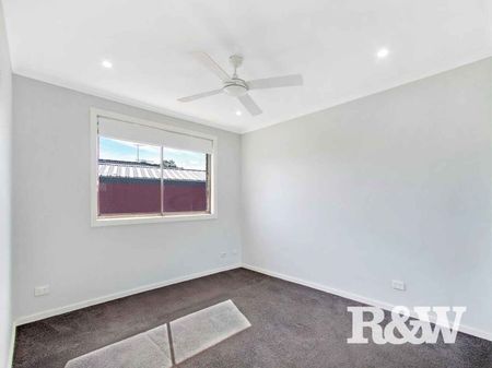 REDUCED RENT - IMMACULATE PRESENTATION - Photo 4