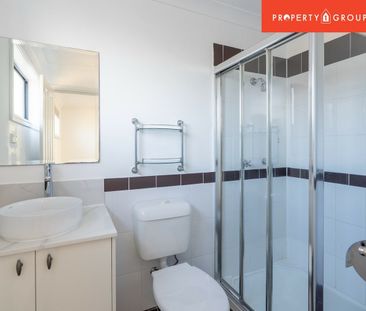 Beautiful 4 bedroom house. - Photo 3