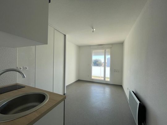 Location Appartement 1 pièce 18m² NIMES 30000 - Photo 1