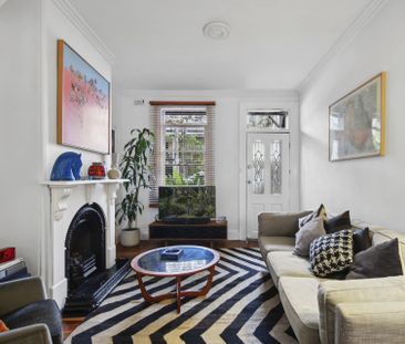 Inner-City Character Meets Contemporary Style - Photo 6