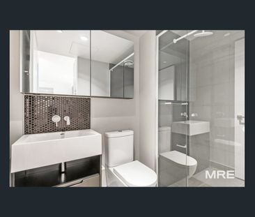 Stylish living in prime location - Photo 5