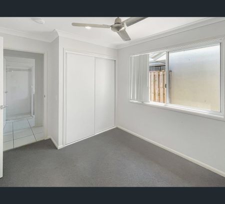 28 Newport Parade, Blacks Beach, Qld 4740 - Photo 2