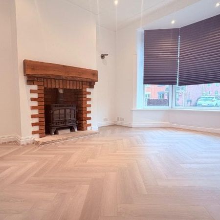 Lowes Road, Walmersley - Photo 1