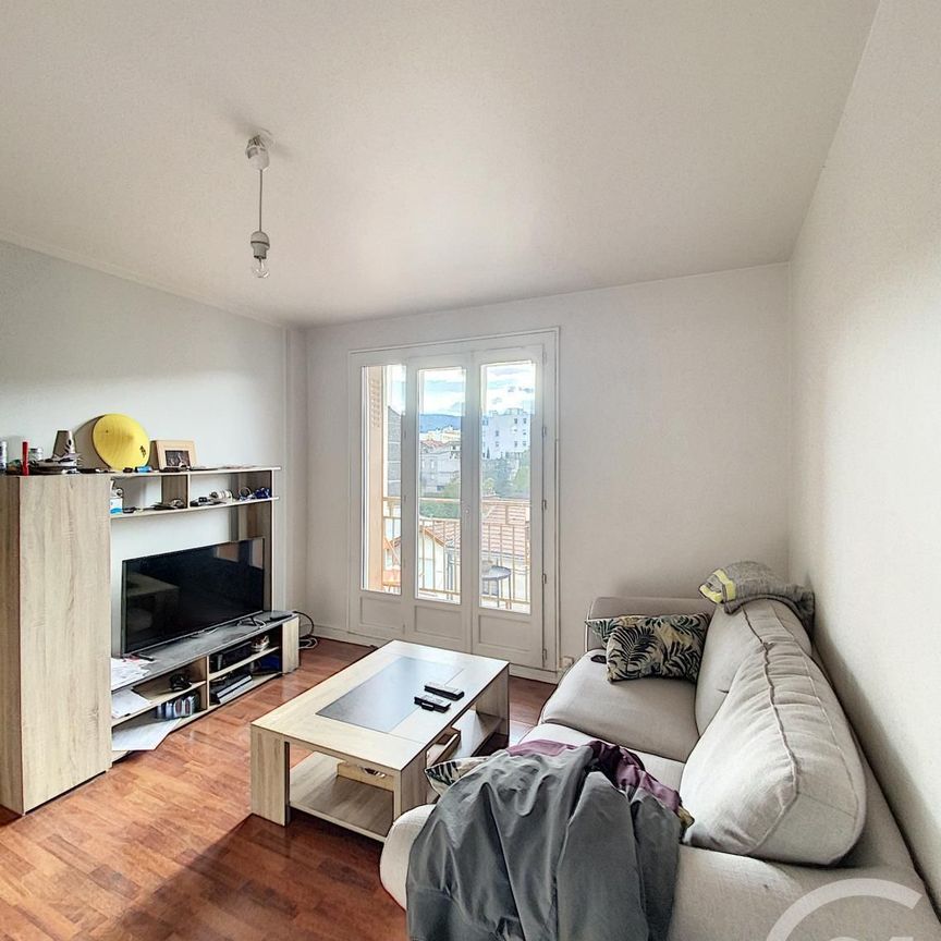 Location Appartement 2 pièces 43m² CLERMONT FERRAND 63000 - Photo 1