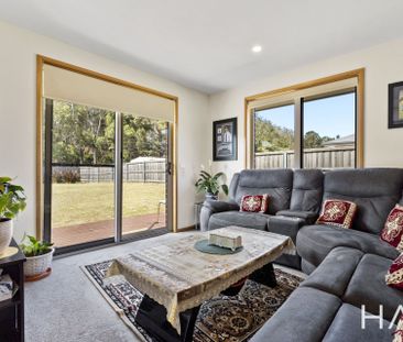 53 Brookston Dr, Mornington - Photo 2