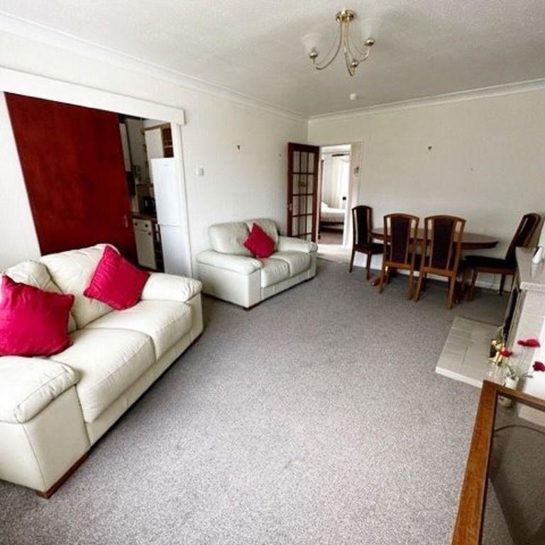 2 bedroom house to rent - Photo 1