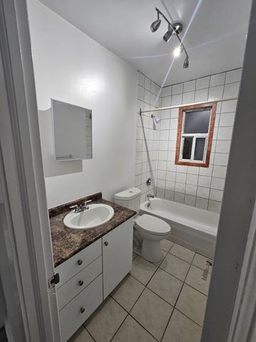 For Lease - 1566 Avenue Road Unit# 102, Toronto, Ontario - Photo 2