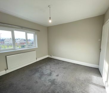 2 bedroom End Terraced House to let - Photo 6