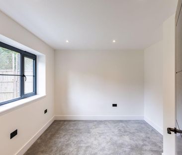 5 bedroom detached house to rent - Photo 5