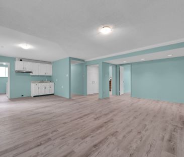 For Lease - 138 45th Street, Wasaga Beach, Ontario - Photo 3