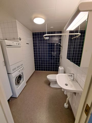 Badhusgatan, Vara - Photo 2