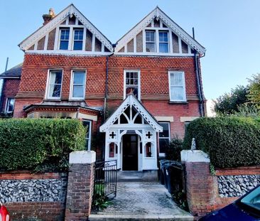 Milton Grange, Arundel Road, Eastbourne - Three-Bedroom Flat - Photo 4