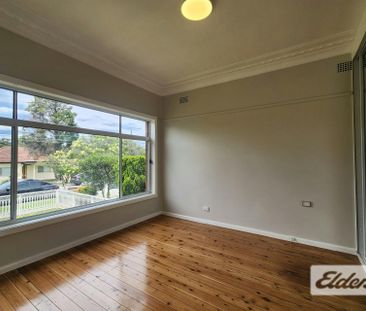 Freshly Updated Family Home in a Convenient Regents Park Location - Photo 6
